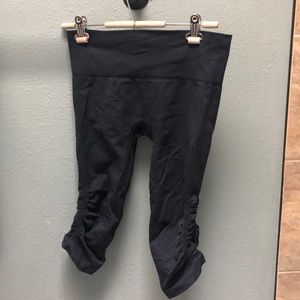 Lululemon cropped leggings